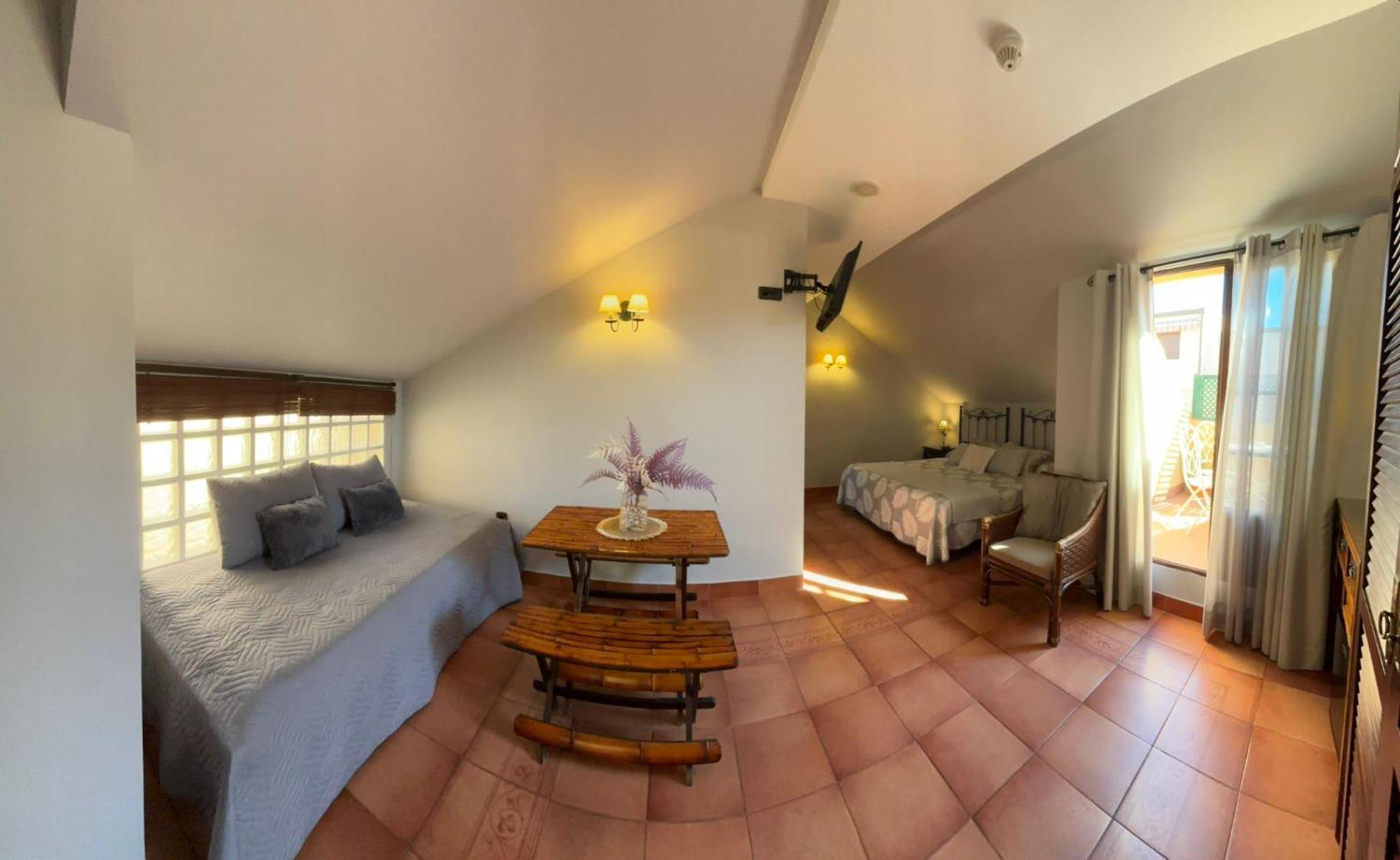 Hotel Baviera ليناريس المظهر الخارجي الصورة